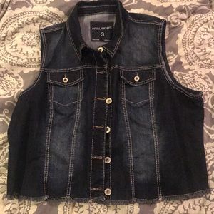 Maurices Jean vest new without tags